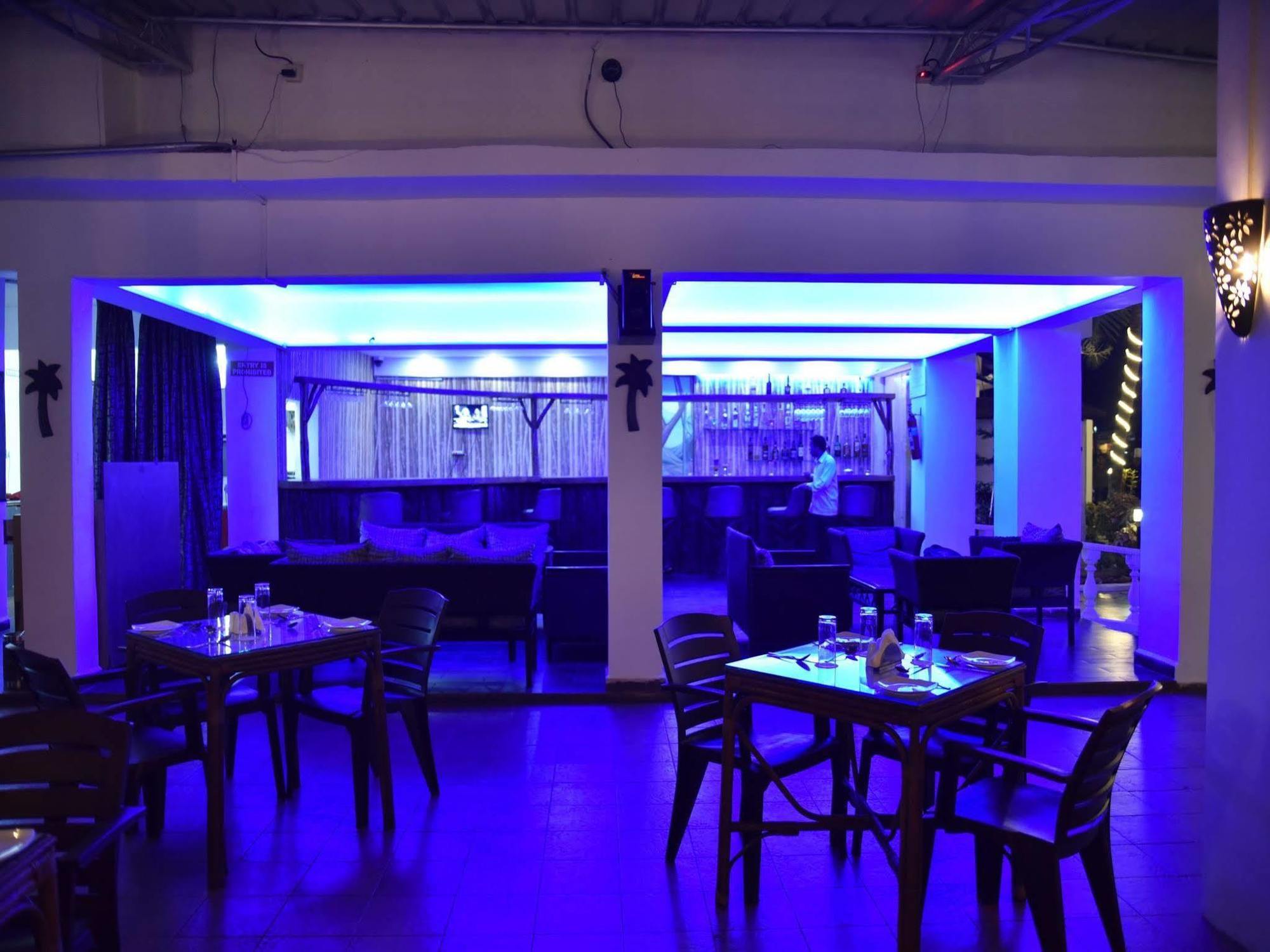 Hotel Lucky Star Колва Екстер'єр фото